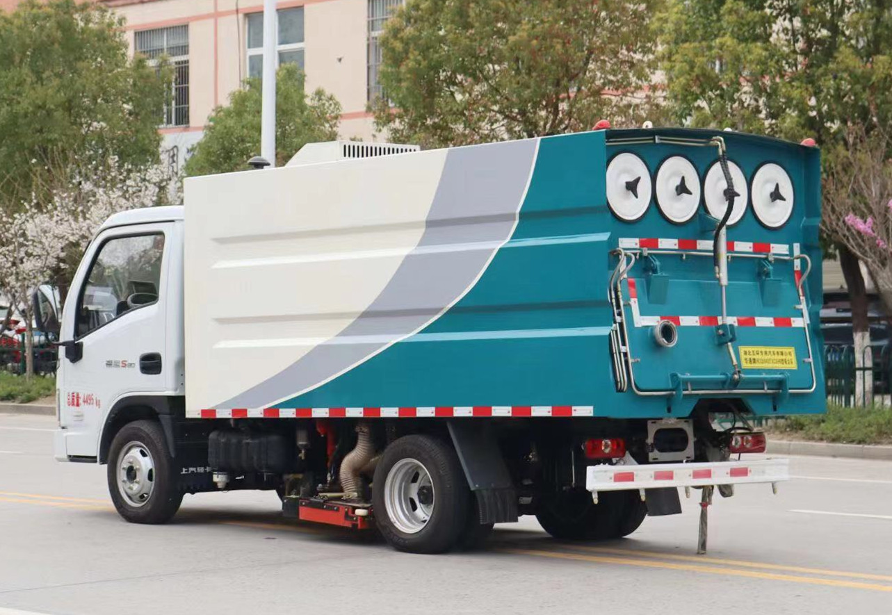 躍進S80吸塵車0.5+2.0方