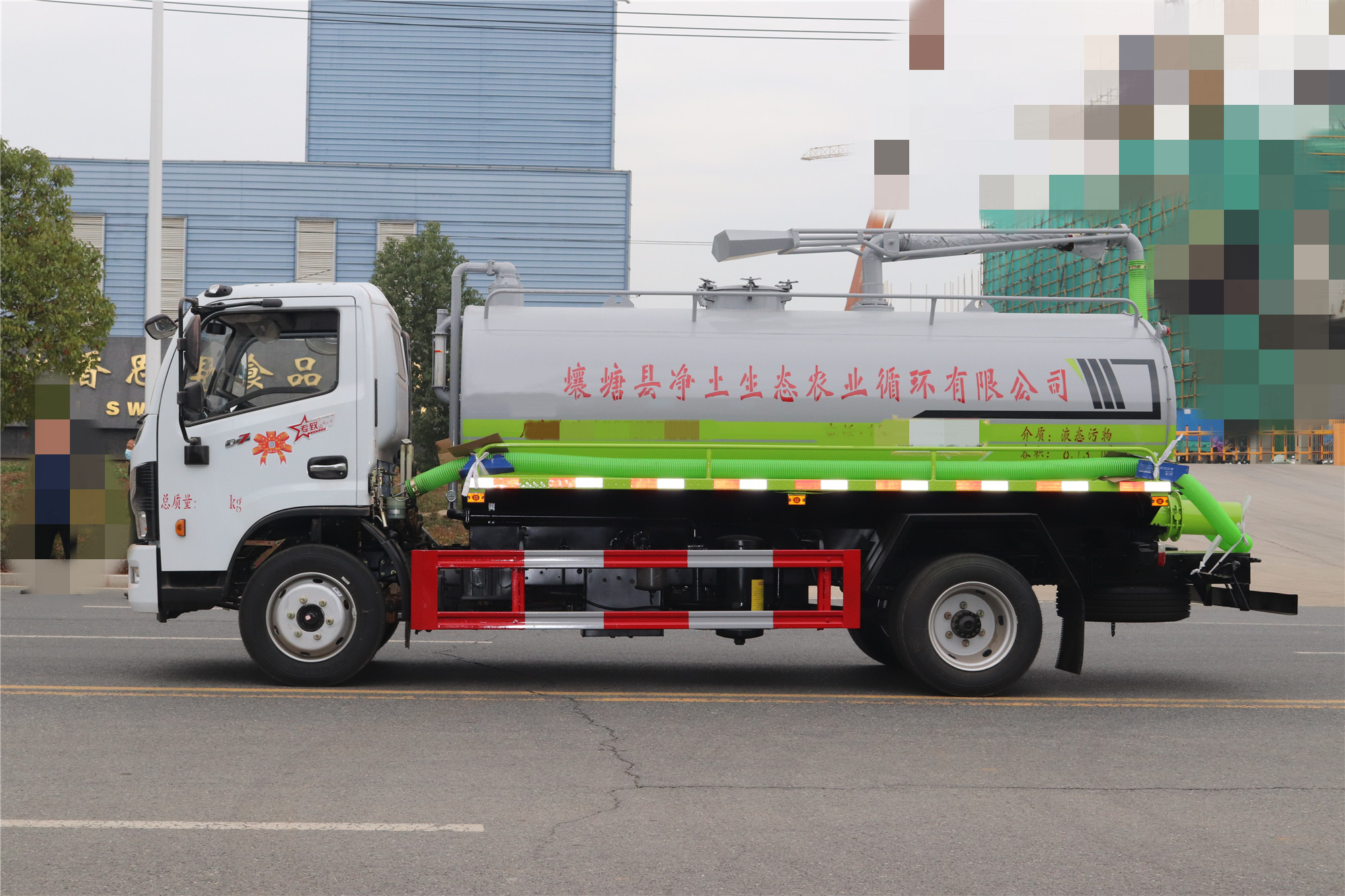 東風(fēng)多利卡D7吸糞車10方 東風(fēng)多利卡D7吸糞車10方