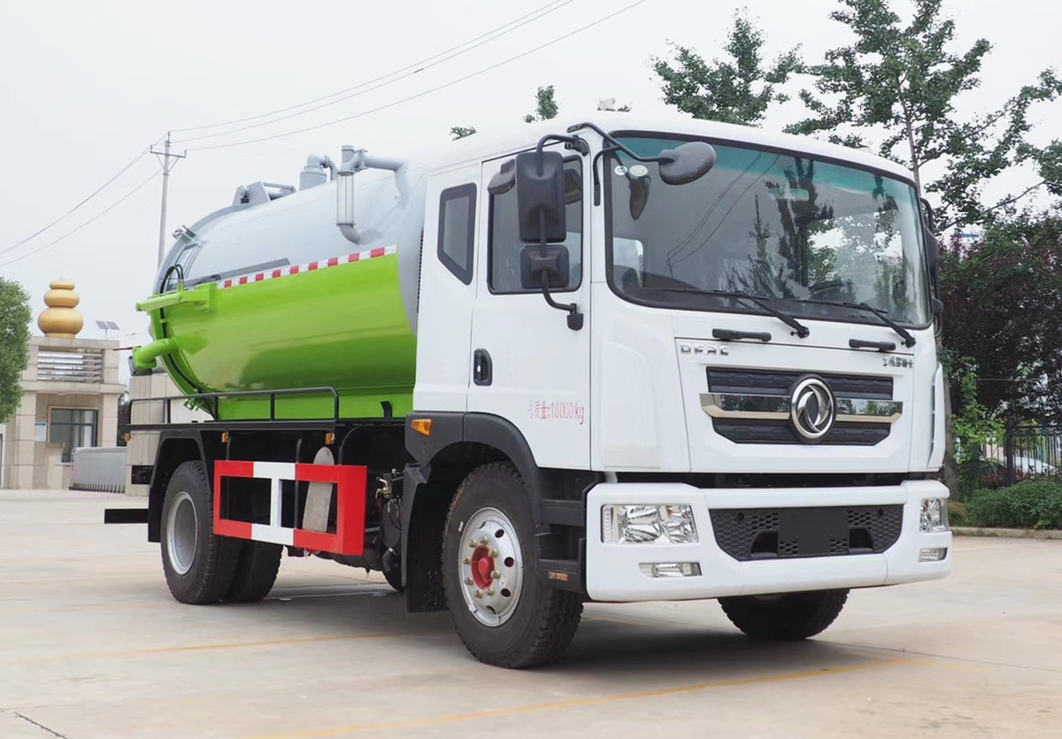 東風多利卡D9吸污車11.5方