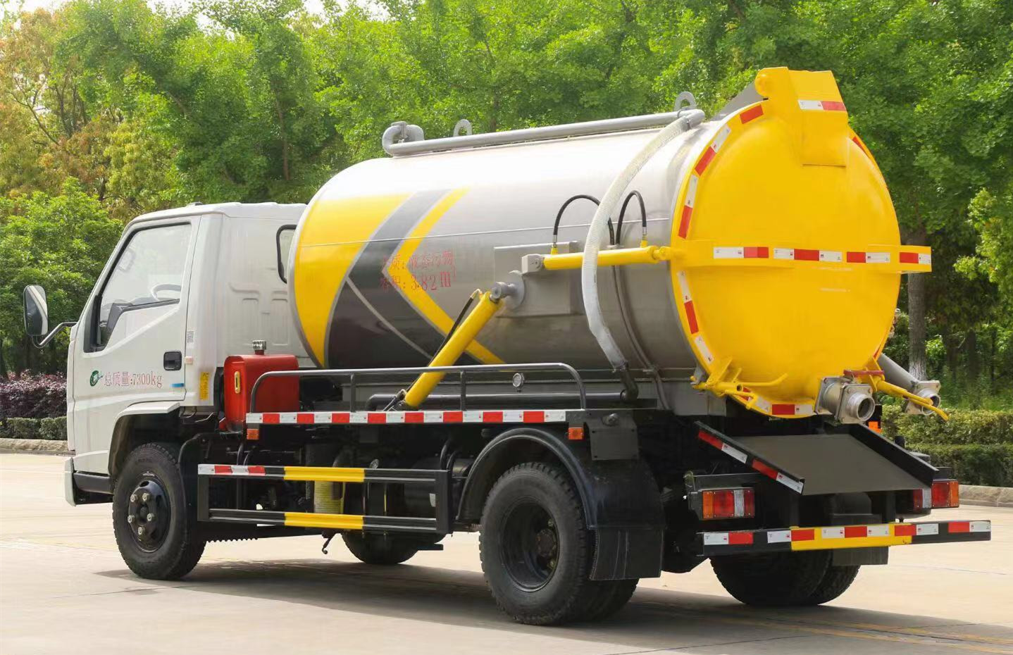 江鈴順達(dá)吸污車4方