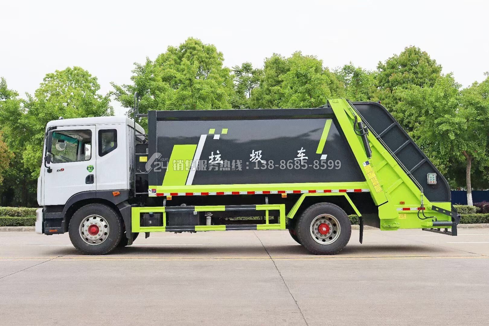 東風多利卡D9壓縮式垃圾車13方