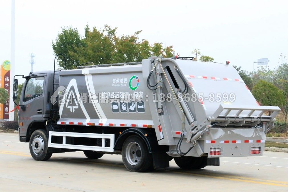 東風凱普特N7壓縮式垃圾車8方