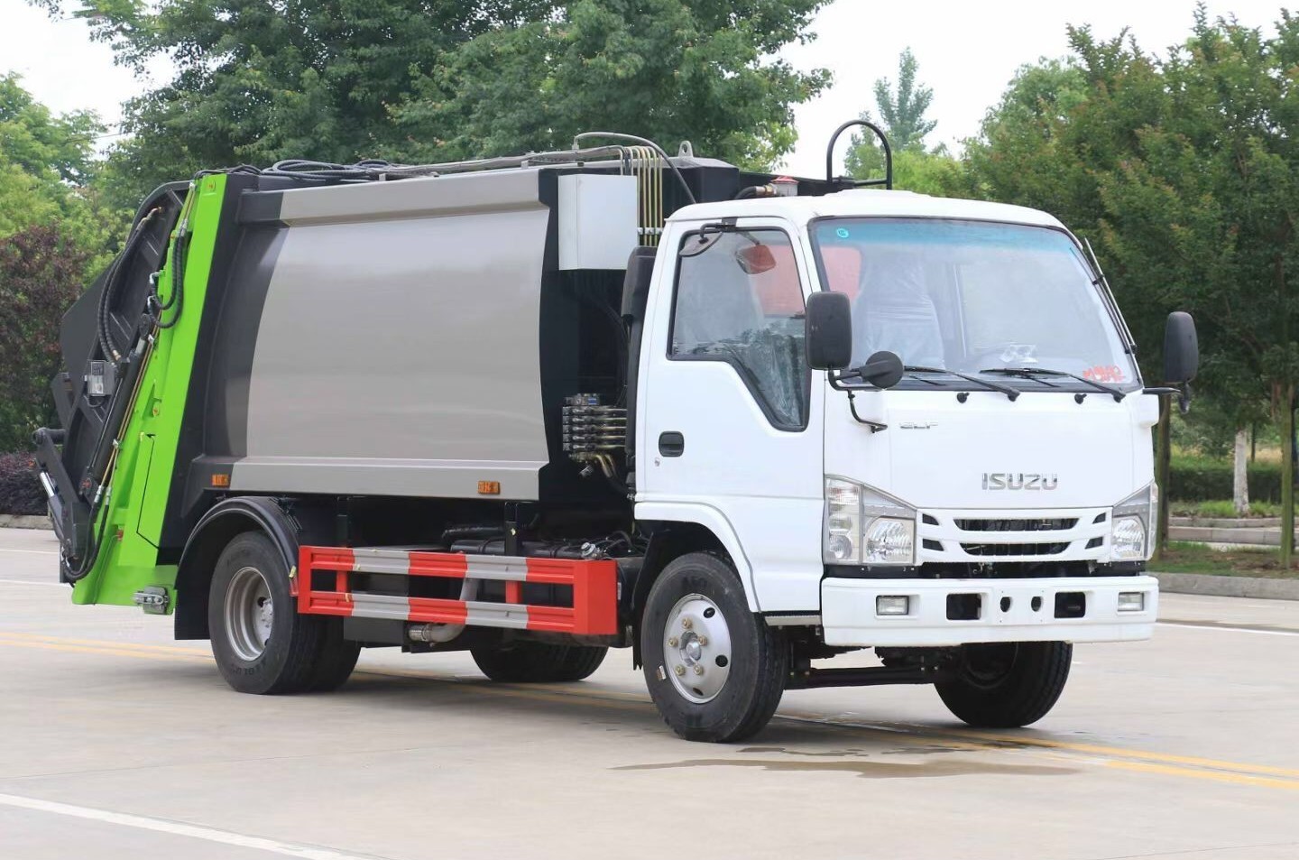 慶鈴五十鈴壓縮式垃圾車(chē)6方