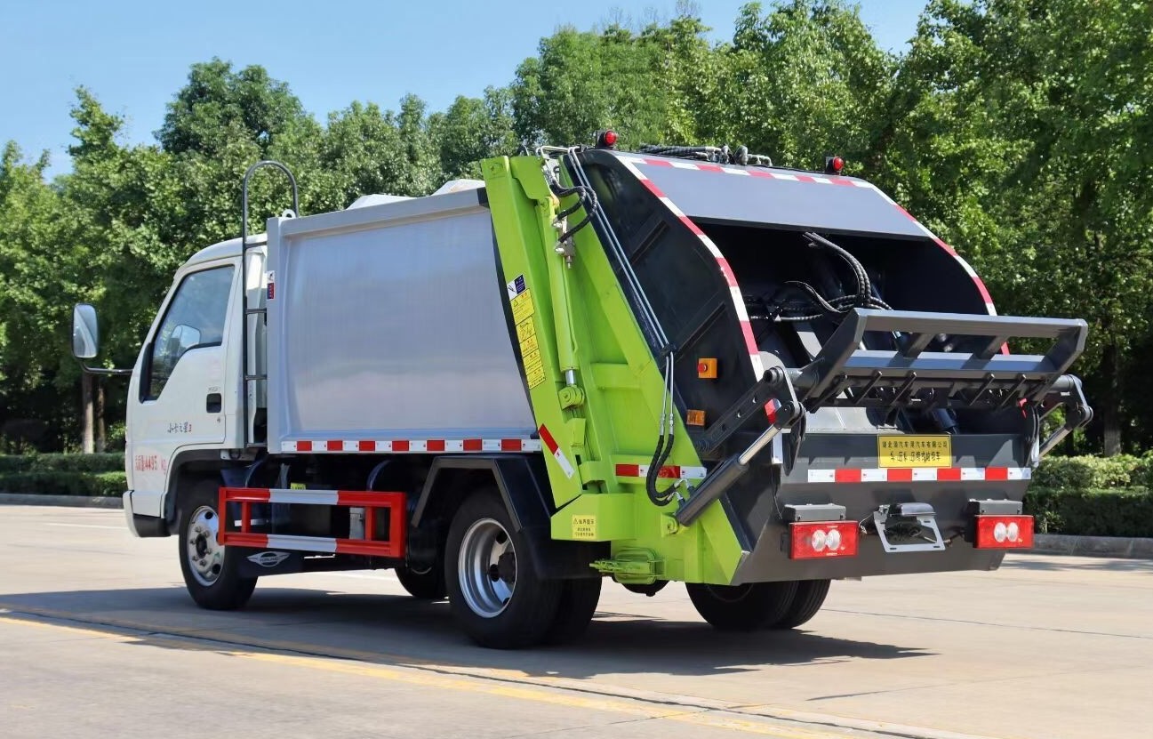 福田時代小卡之星3壓縮式垃圾車4方