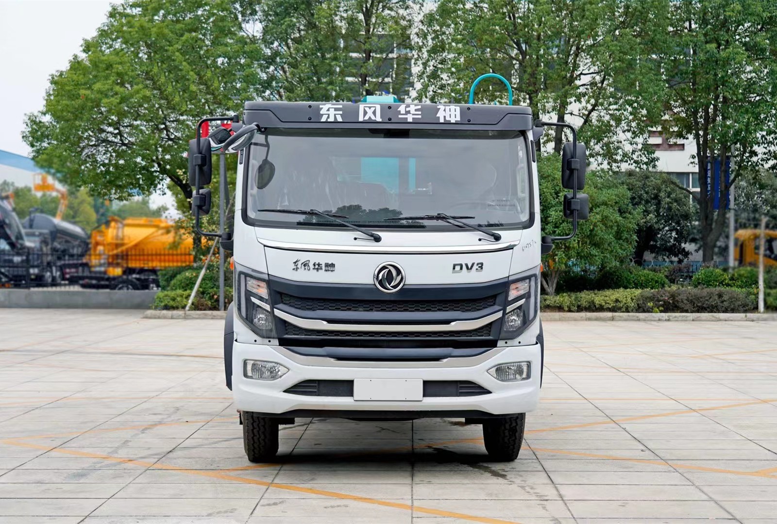 東風(fēng)華神DV3壓縮垃圾車9方