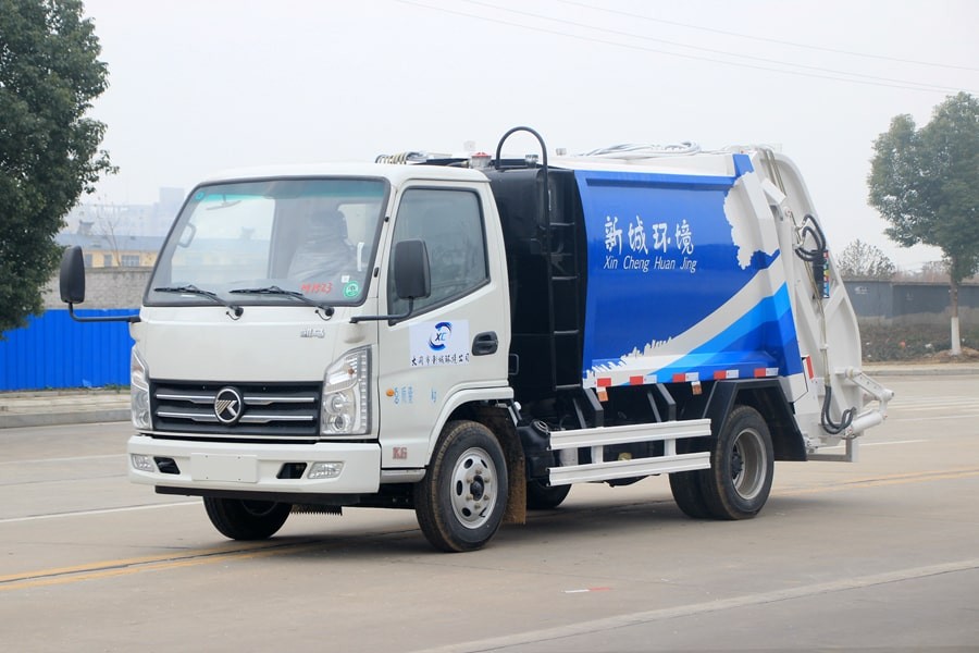 凱馬藍牌壓縮式垃圾車4方