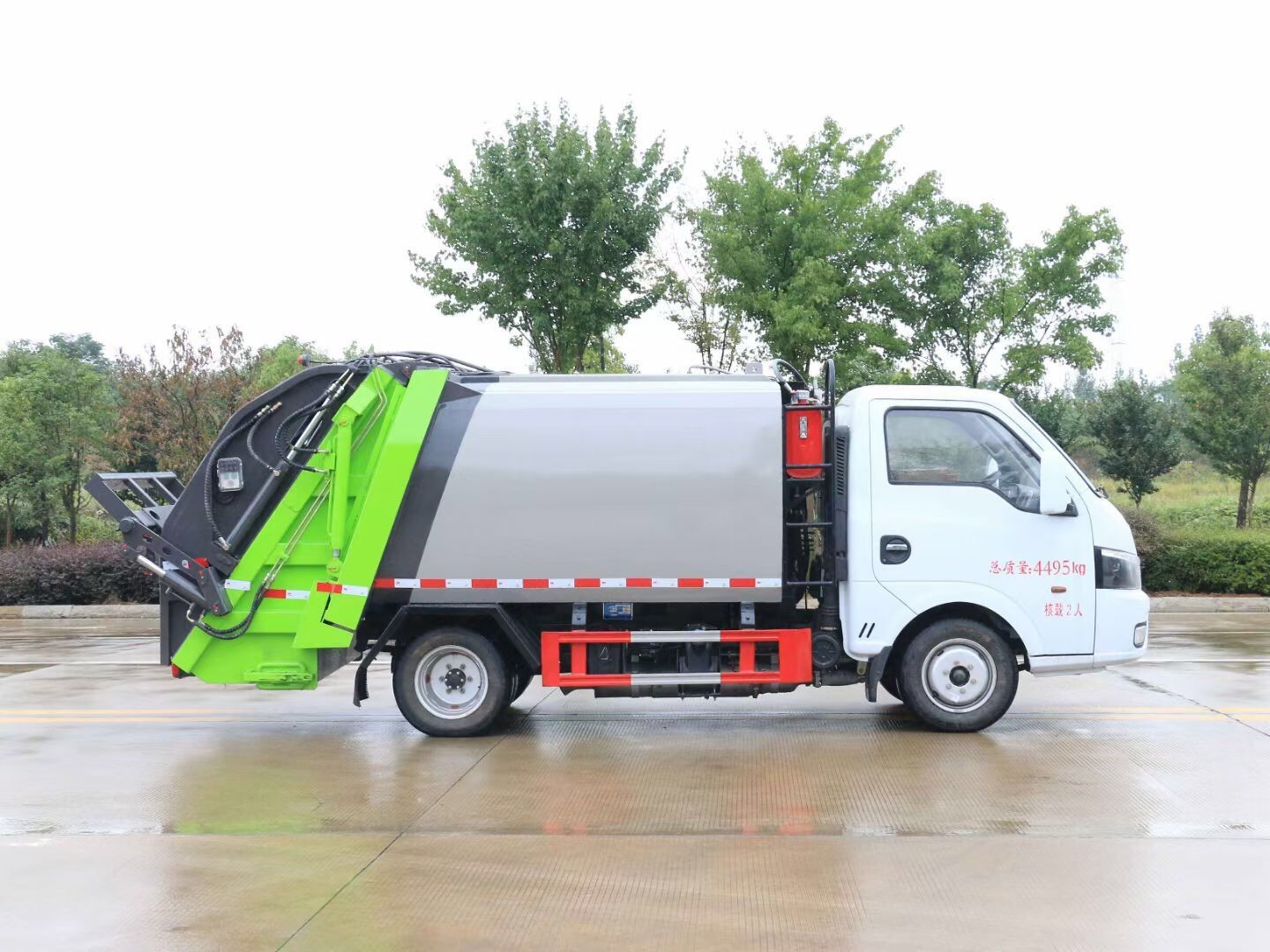 東風途逸壓縮垃圾車4方