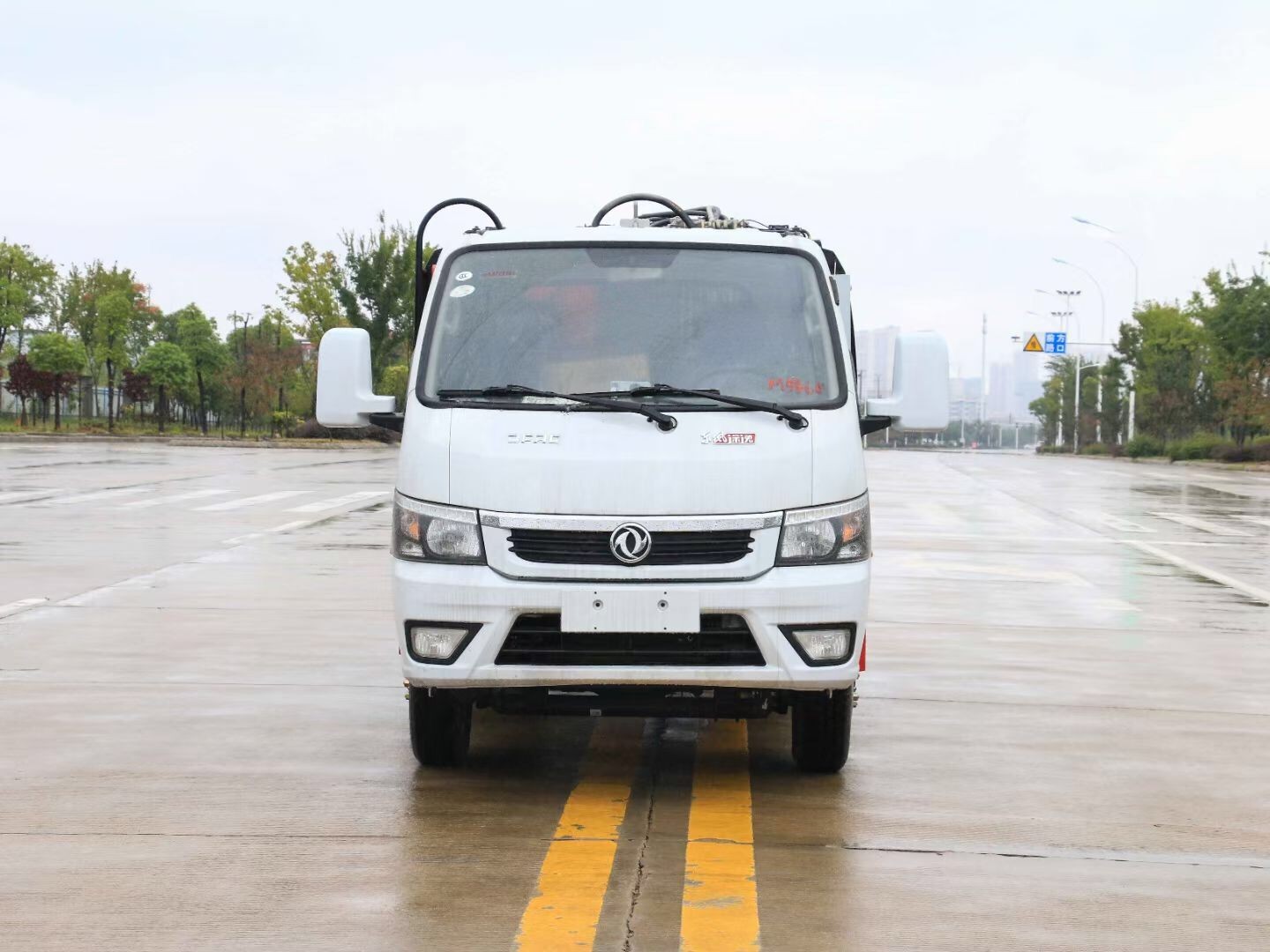 東風途逸壓縮垃圾車4方