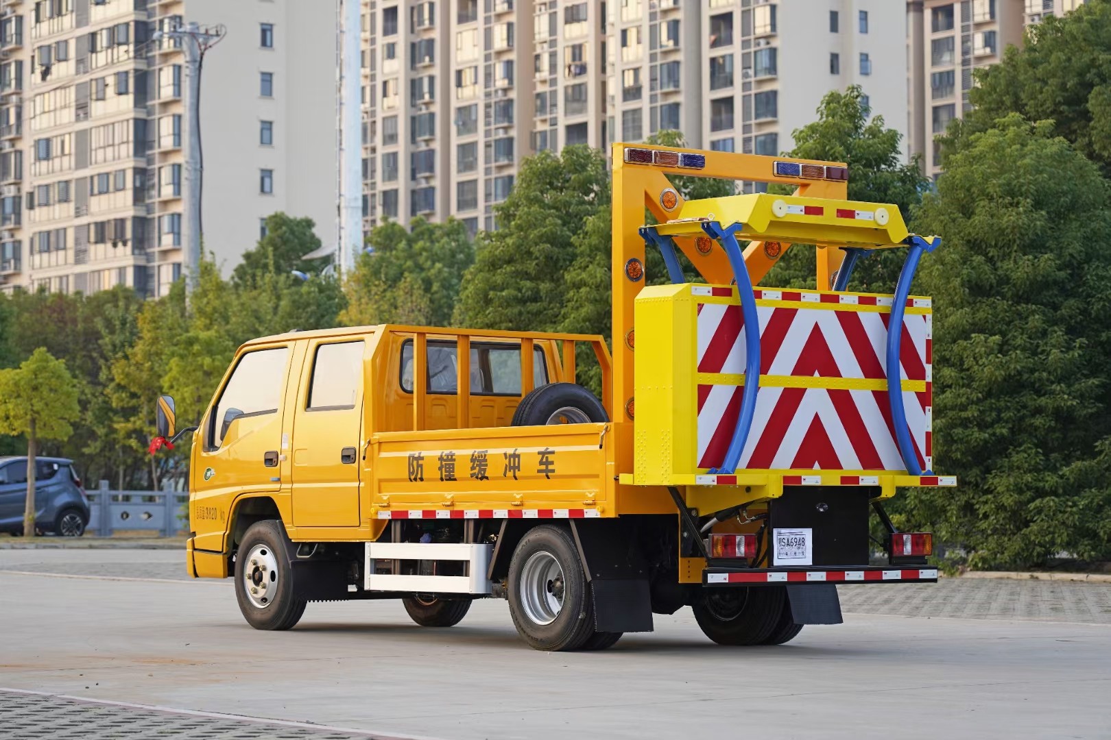 江鈴順達(dá)防撞緩沖車-70K