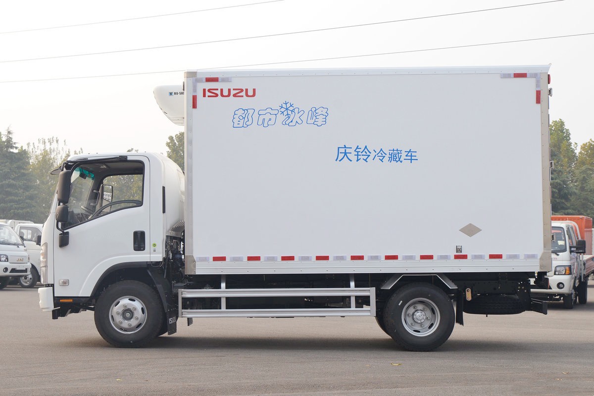 慶鈴五十鈴KV600冷藏車4.1米