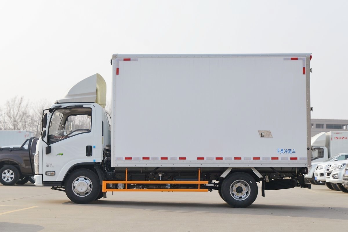 江西五十鈴EC5冷藏車4.02米