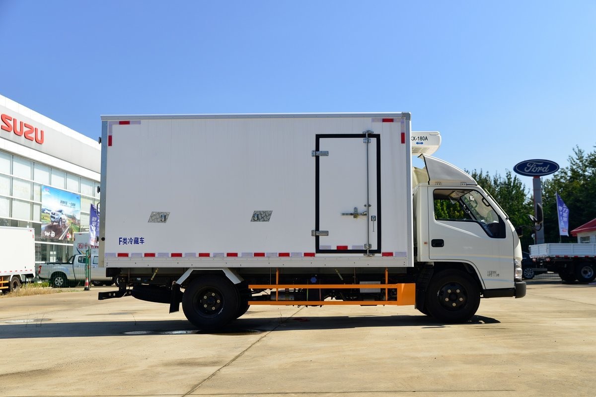江鈴順達(dá)冷藏車3.7米