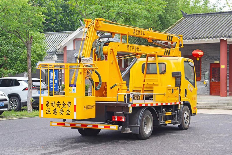 解放虎VR 13米高空作業(yè)車