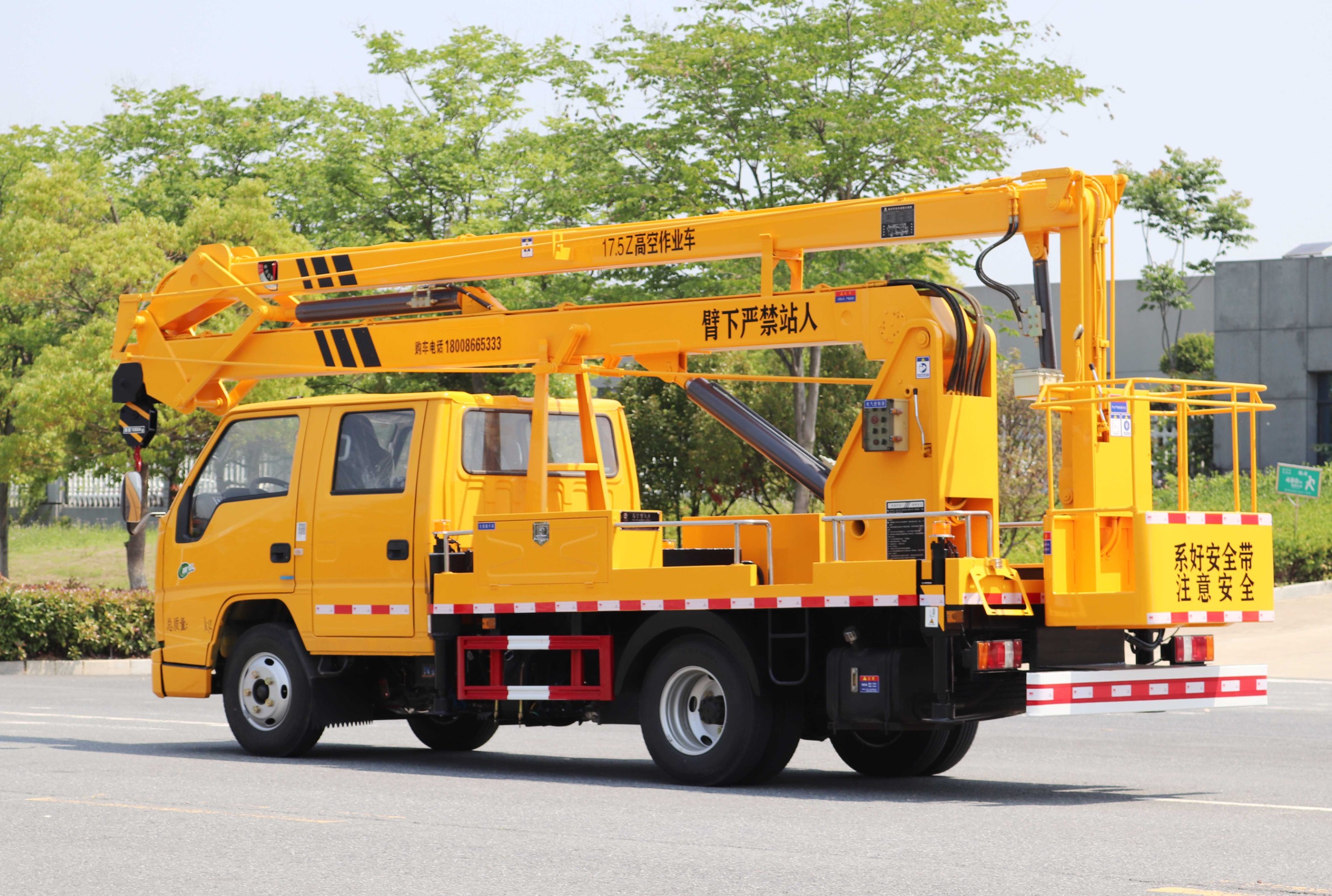 江鈴順達(dá)雙排座17.5米高空作業(yè)車