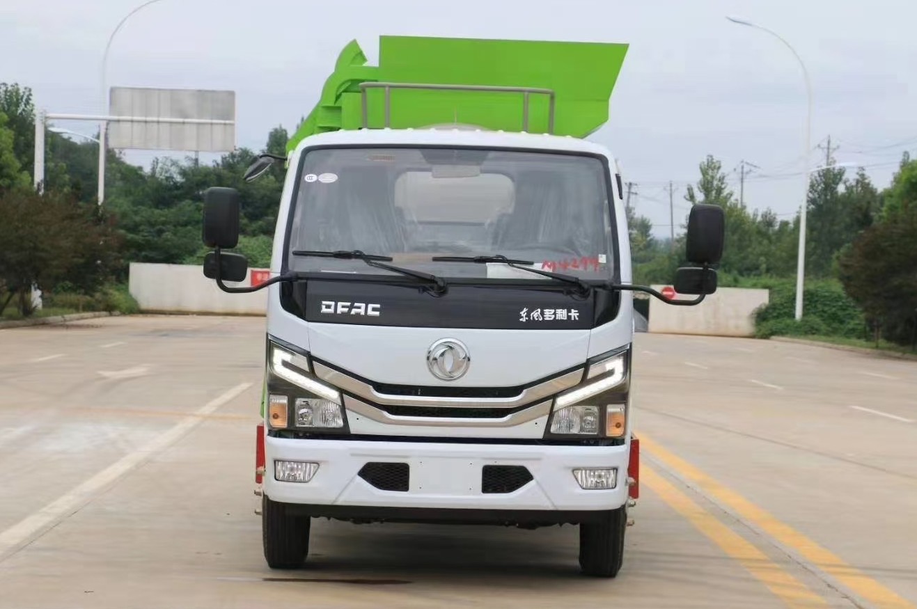 東風(fēng)多利卡4方餐廚垃圾車