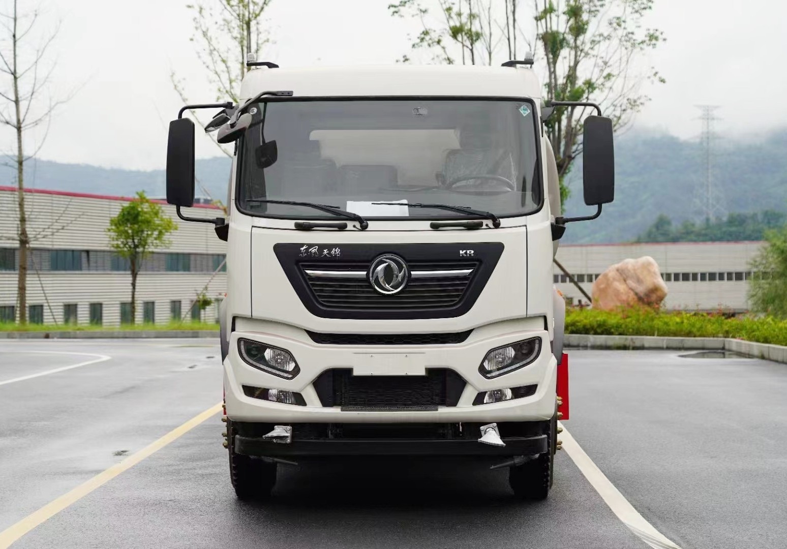 東風(fēng)天錦KR后雙橋?yàn)⑺?2方