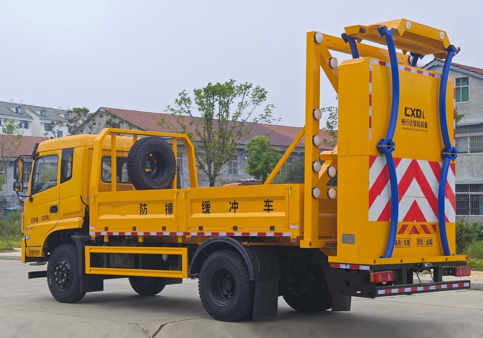 東風(fēng)專底K6防撞緩沖車100K