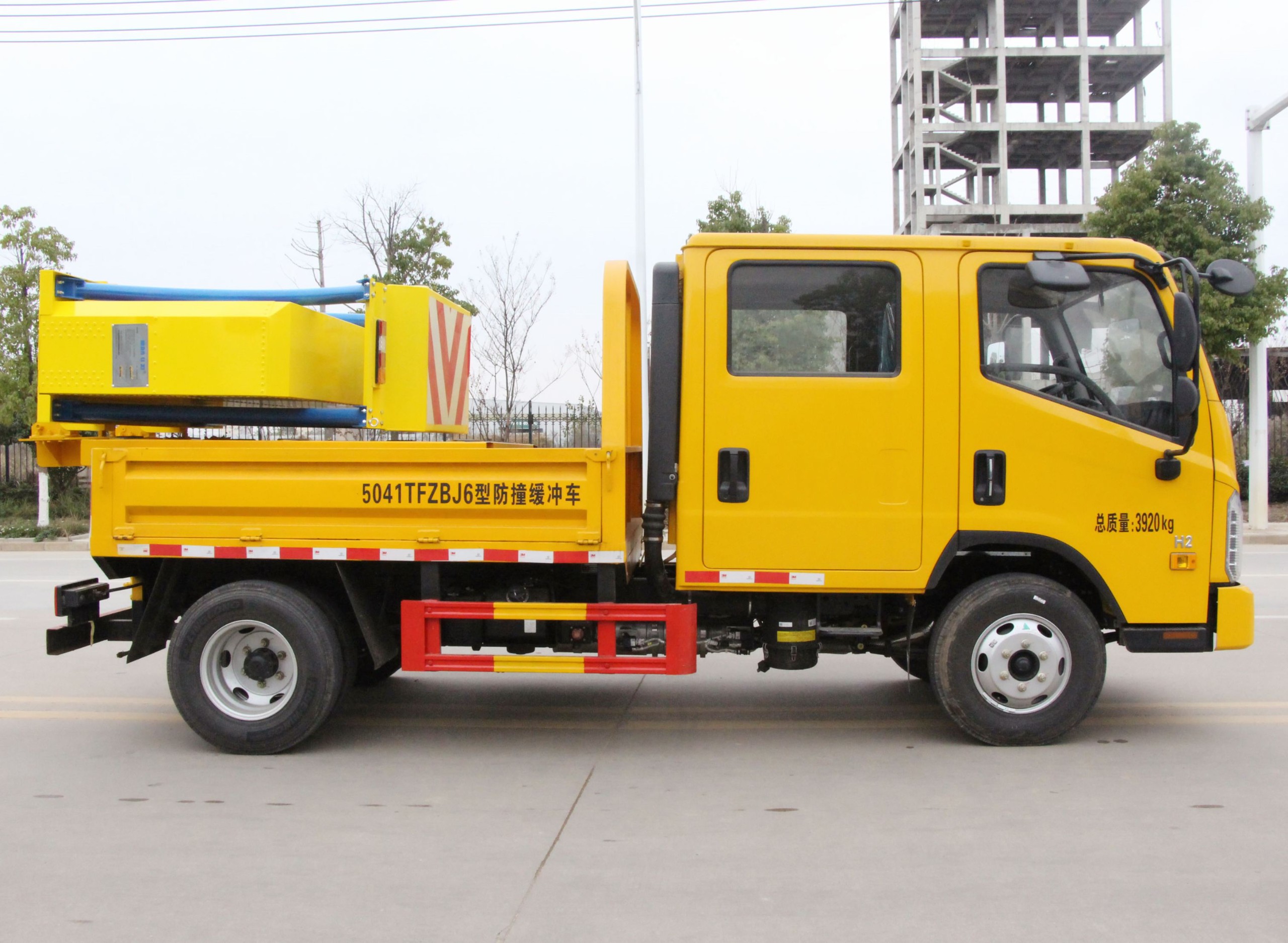 福田H2防撞緩沖車(chē)70K