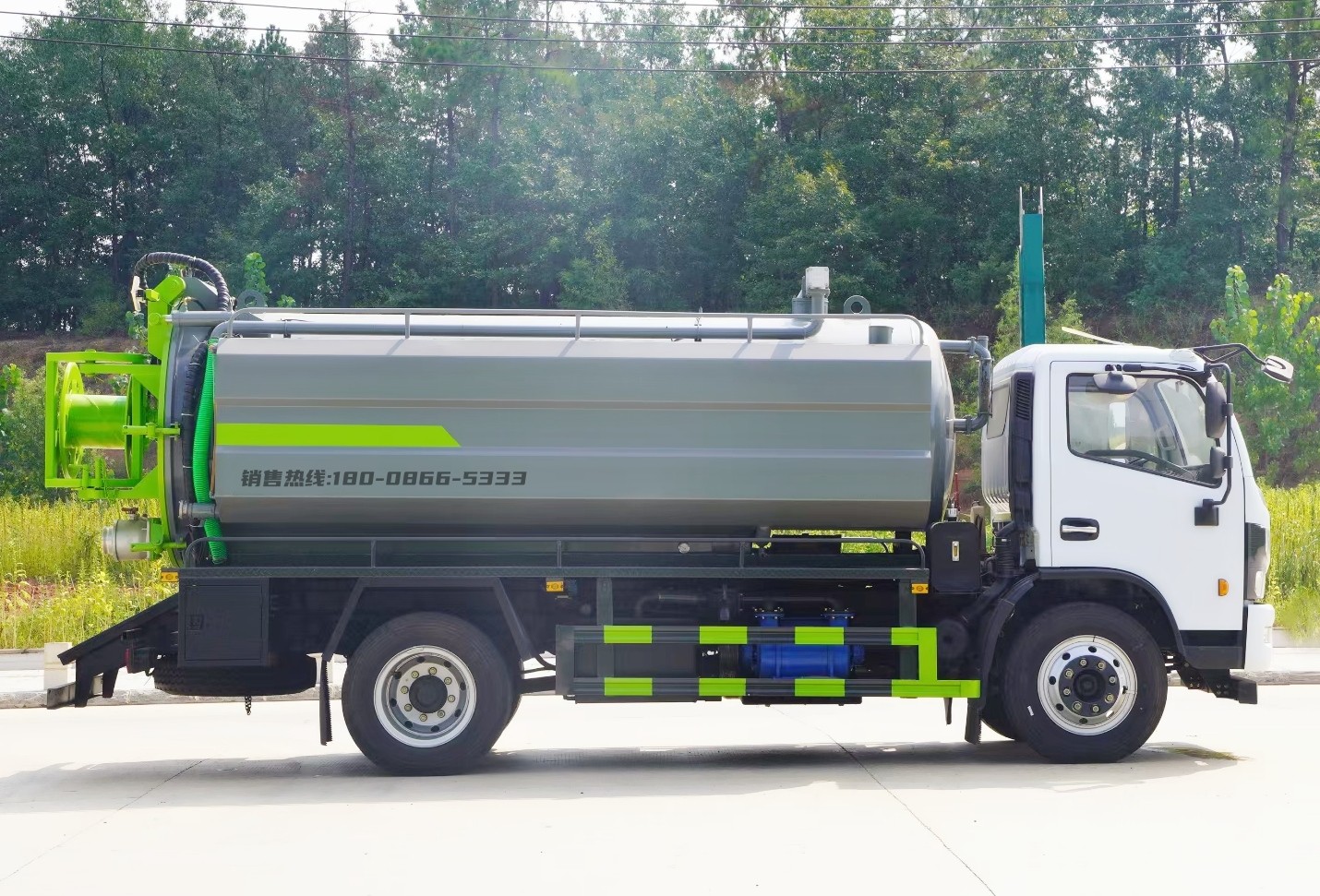 東風(fēng)多利卡D7清洗吸污車3+6方  