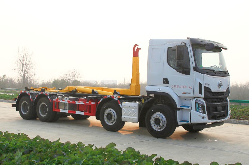 柳汽8x4車廂可卸式垃圾車25噸