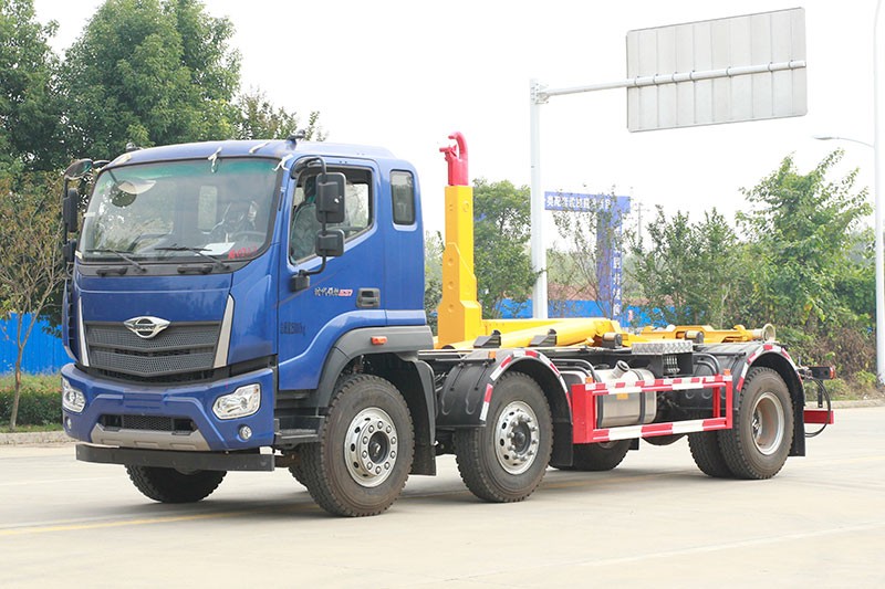 福田時(shí)代小三軸勾臂垃圾車 20方