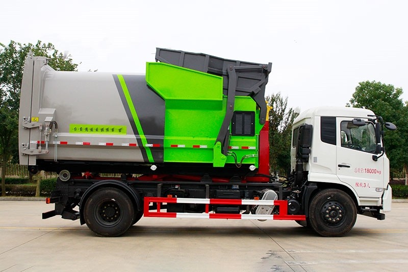 東風(fēng)天錦勾臂垃圾車(chē) 12方