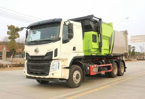 柳汽H5后雙橋勾臂垃圾車 20噸