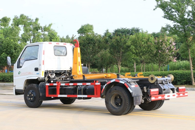 江鈴順達(dá)勾臂垃圾車 5方