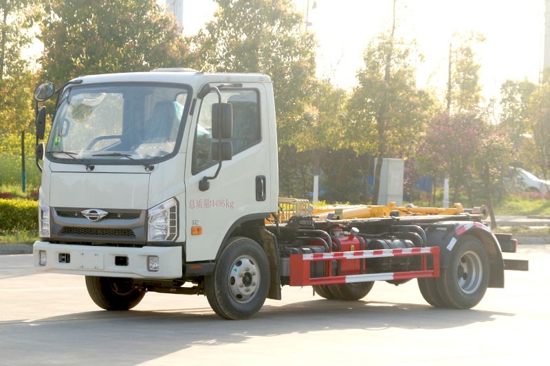 福田領航H2勾臂垃圾車 5方
