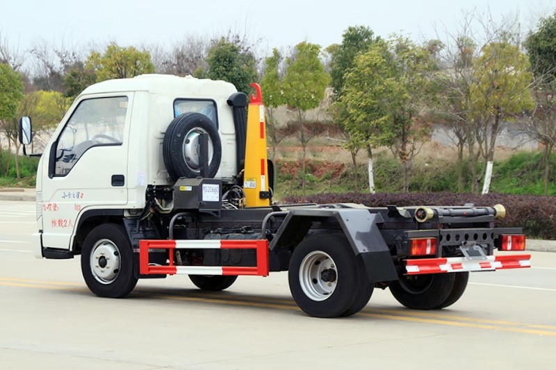 福田小卡之星2 勾臂垃圾車 3方