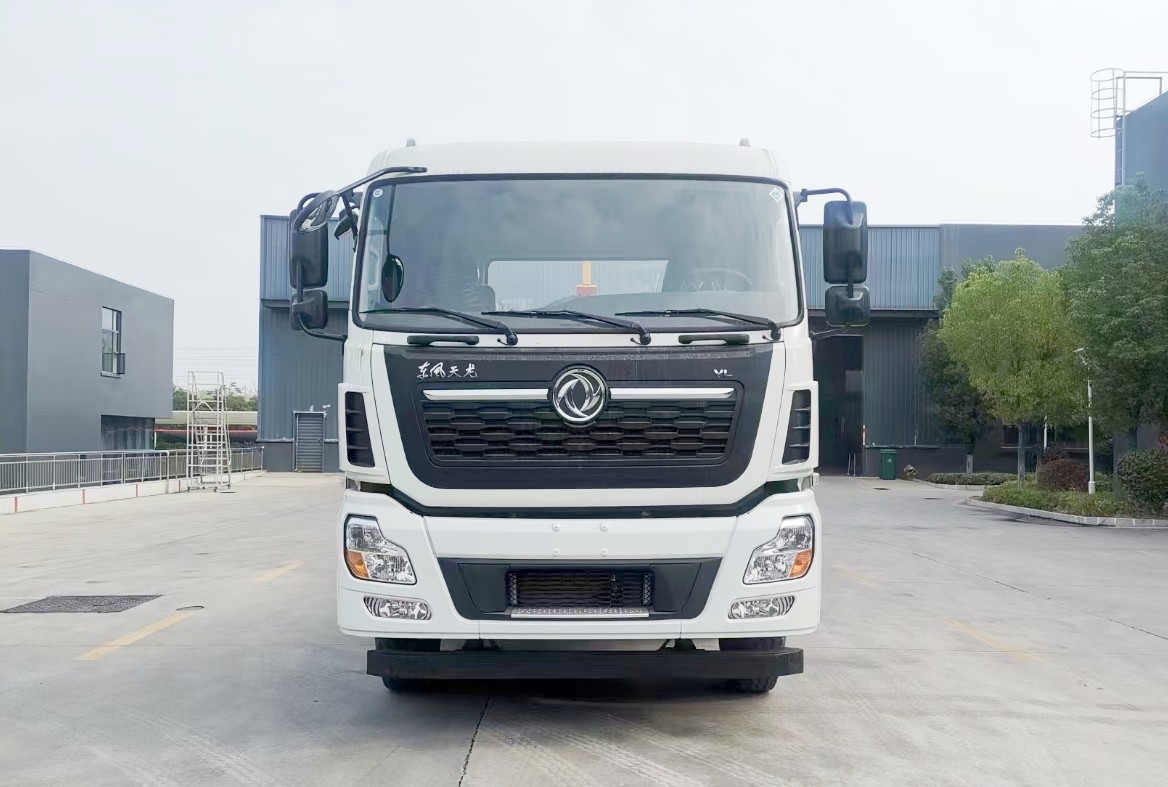 東風(fēng)天龍VL8x4勾臂垃圾車25噸   東風(fēng)天龍VL8x4勾臂垃圾車25噸